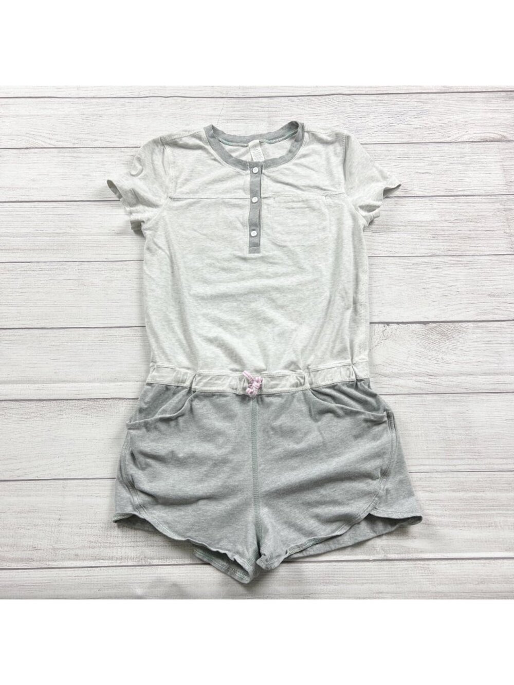 Lululemon Ivivva Girls Gray Short Sleeve Button Romper Stretchy Comfort 14